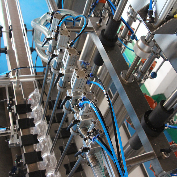 מכונת מילוי שמן